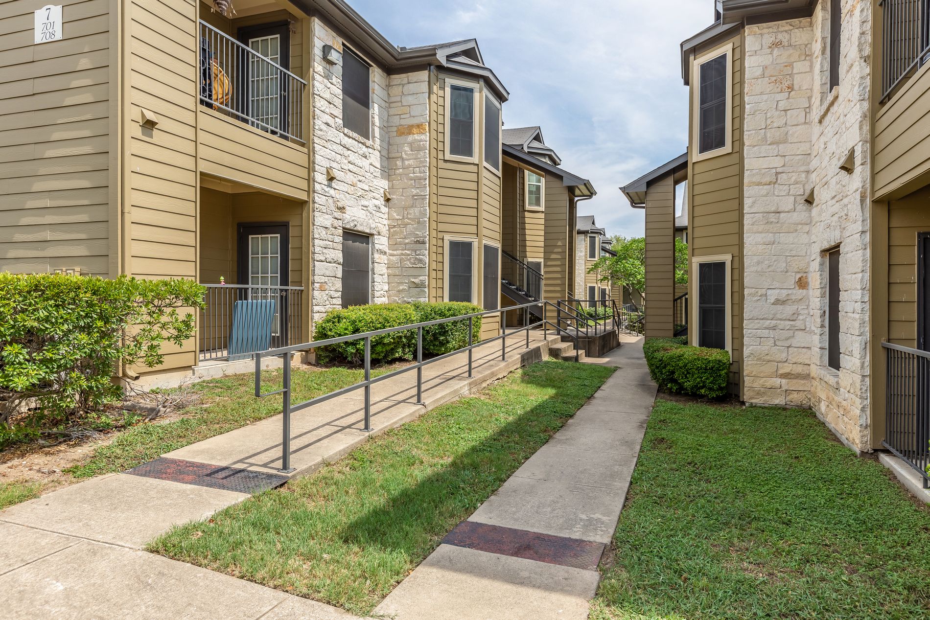 SOCO Apartment Homes Apartments in Austin, TX