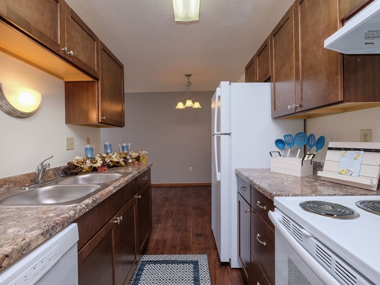 Carlton Place Apartments | Kitchen