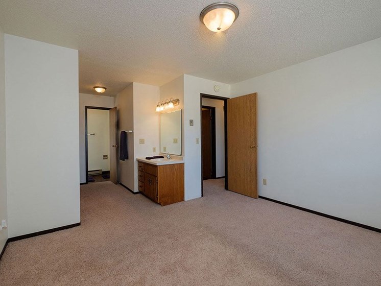 Countryside Apartments | Bedroom