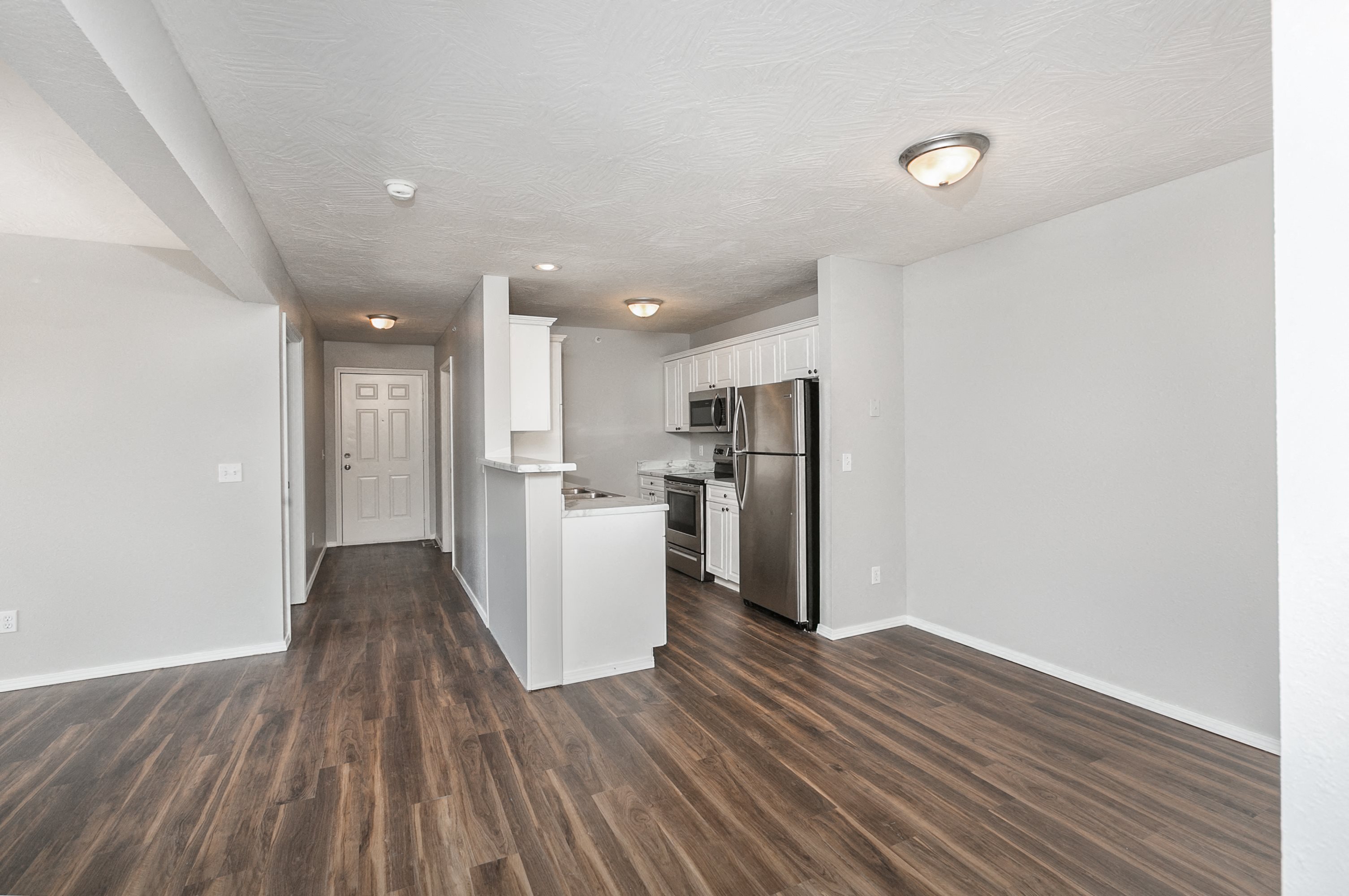 Photos and Video of Quail Creek Apartments in Springfield, MO