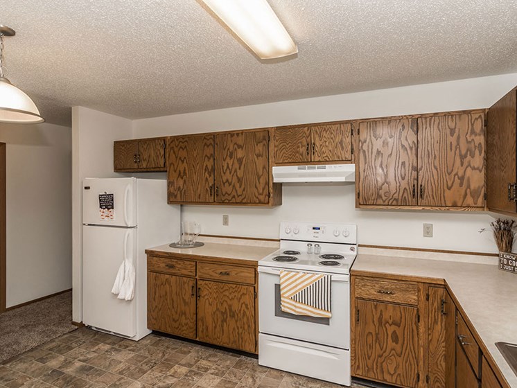 Harrison Apartments | Kitchen