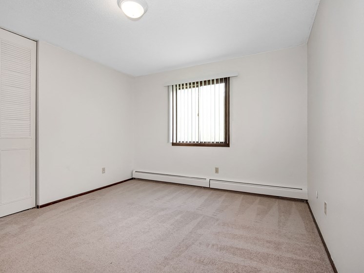 Maplewood Apartments | Bedroom