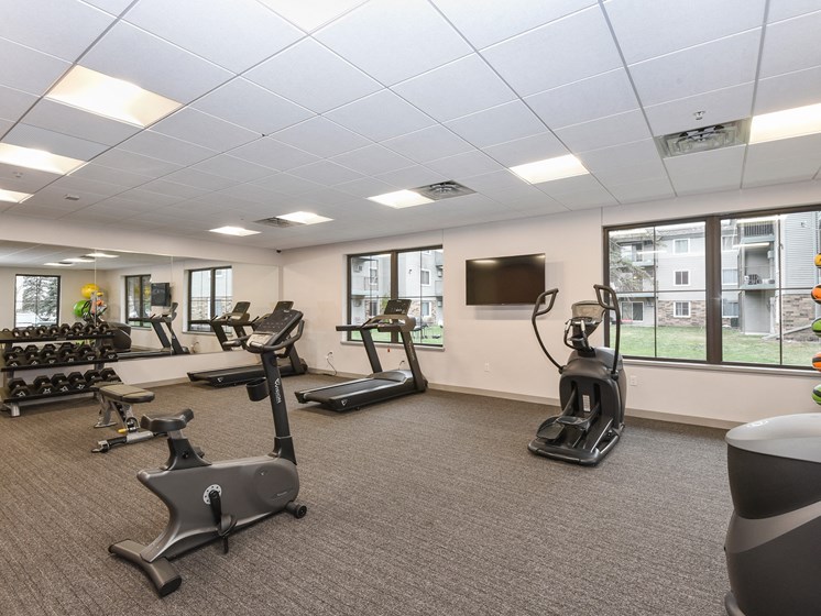 Montreal Courts Apartments | Fitness Room