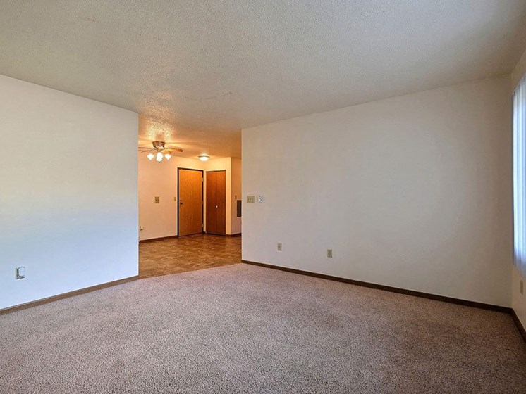 Prairiewood Court Apartments | Bedroom