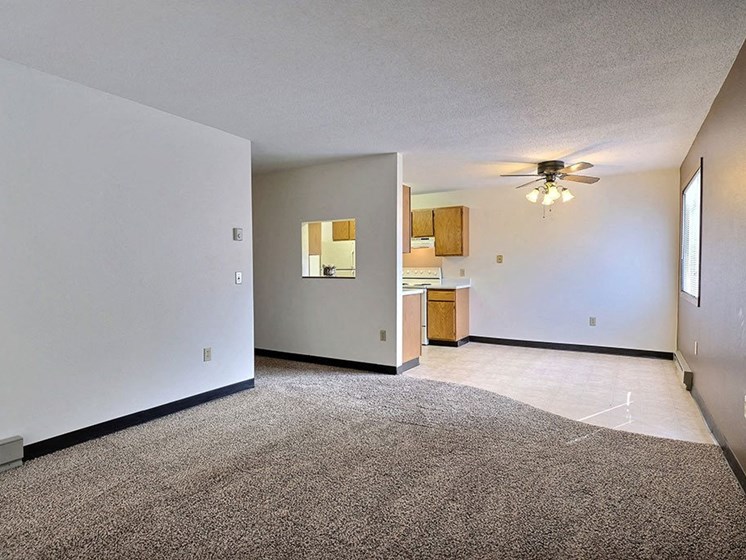 Prairiewood Meadows Apartments | Living Room