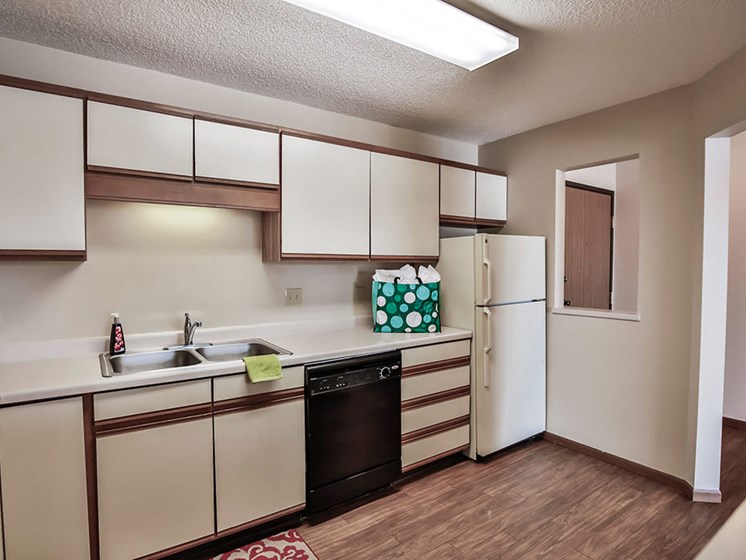 Primrose Court Apartments | Kitchen
