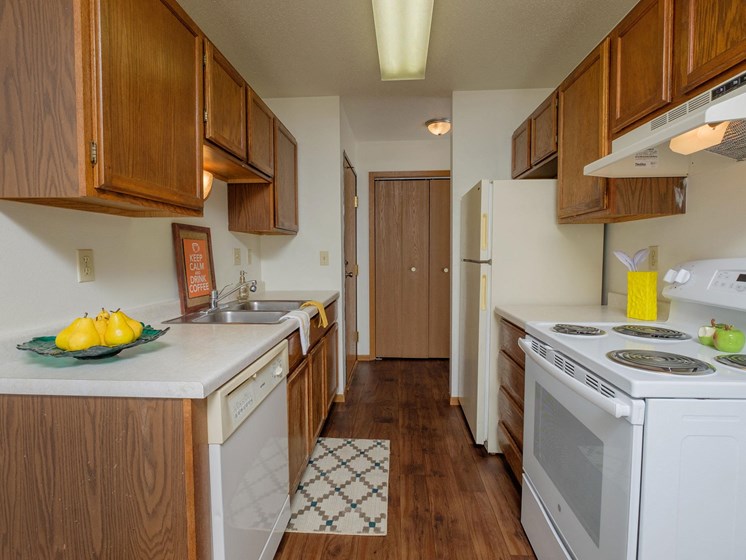 Sargent Apartments | Kitchen