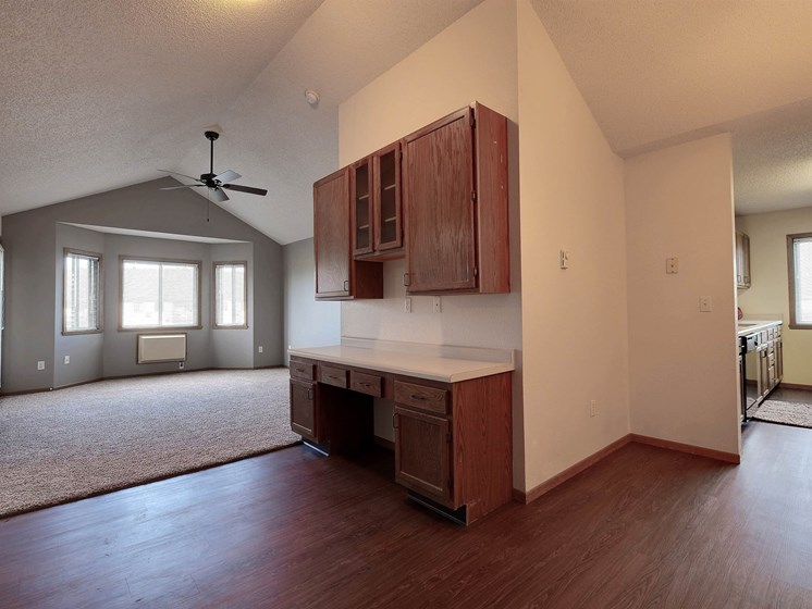 Somerset Apartments | Entrance