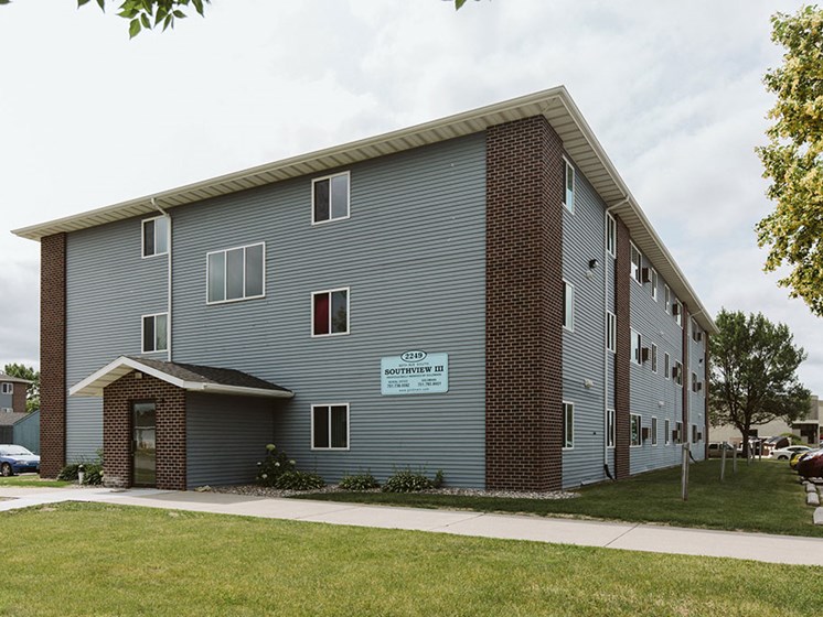 Southview Apartments | Grand Forks, ND