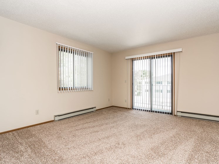 Harrison & Richfield Apartments | Living Room