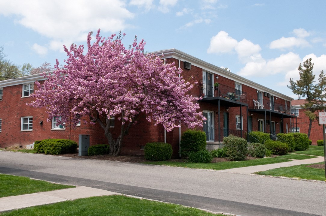 Apartments for Rent in Parsippany, NJ Troy Hills Village