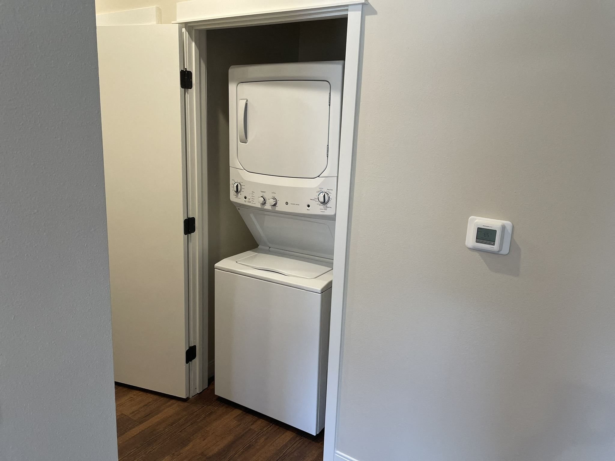 In unit washer/ dryer