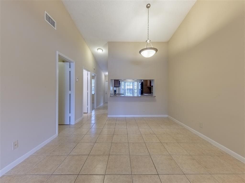 Gallery Photo 15