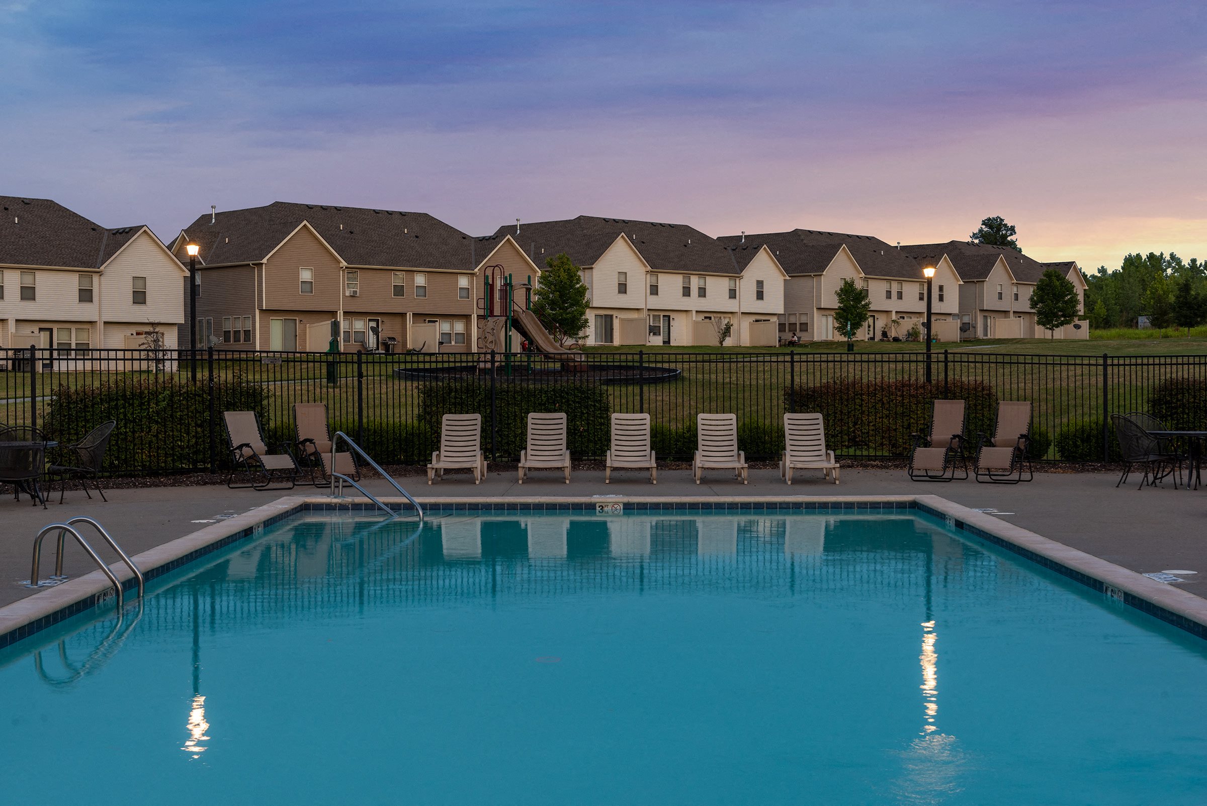 Bennington Park Townhomes | Apartments in Kansas City, MO