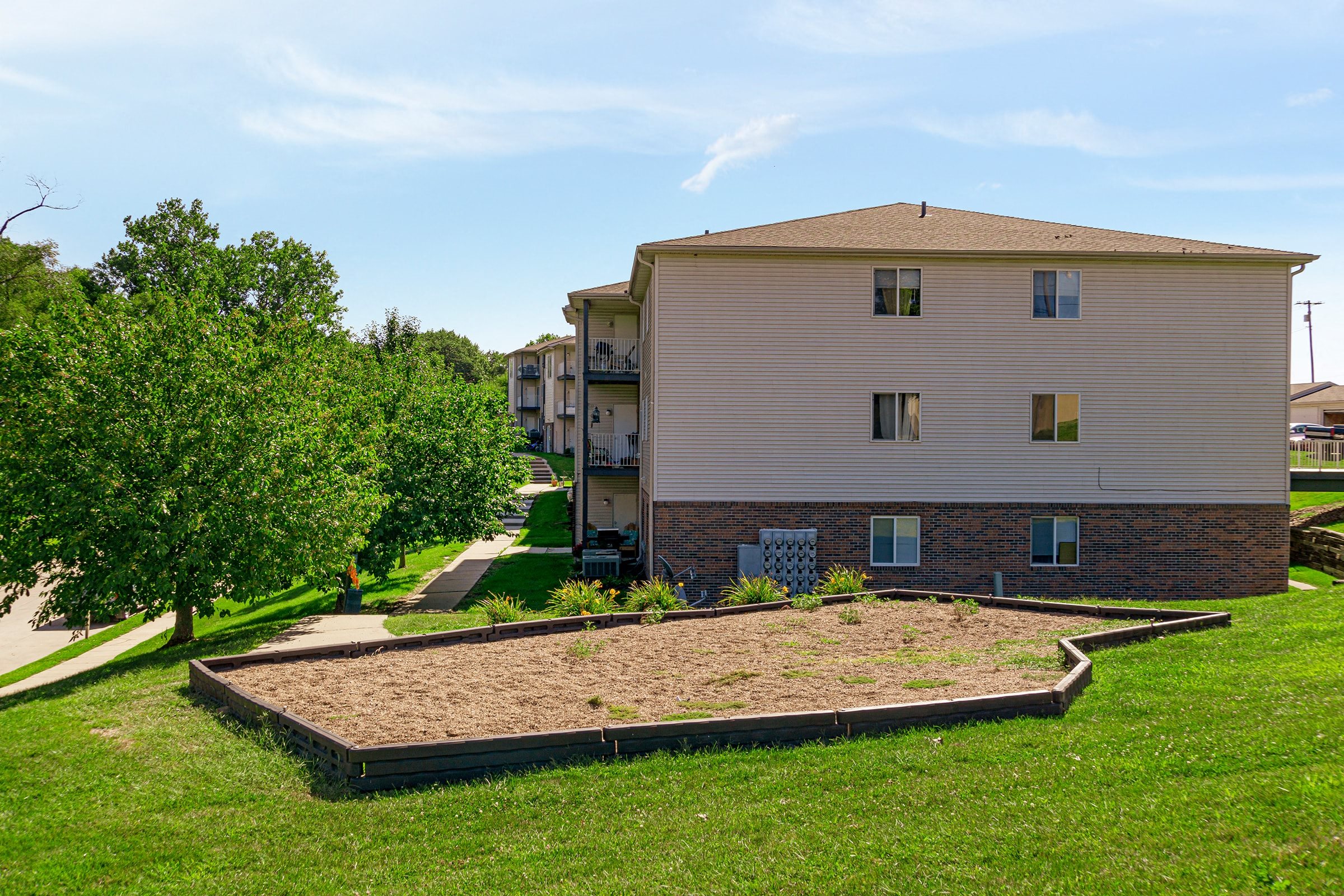 Photos and Video of Parkview Apartments in Plattsmouth, NE