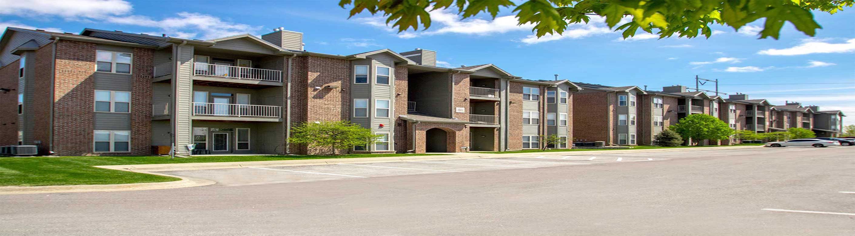 Whispering Hills Apartments in Omaha, NE