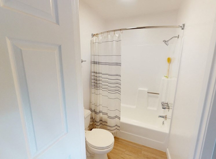 Mentone Avenue Apartments | Los Angeles, CA | Bathroom