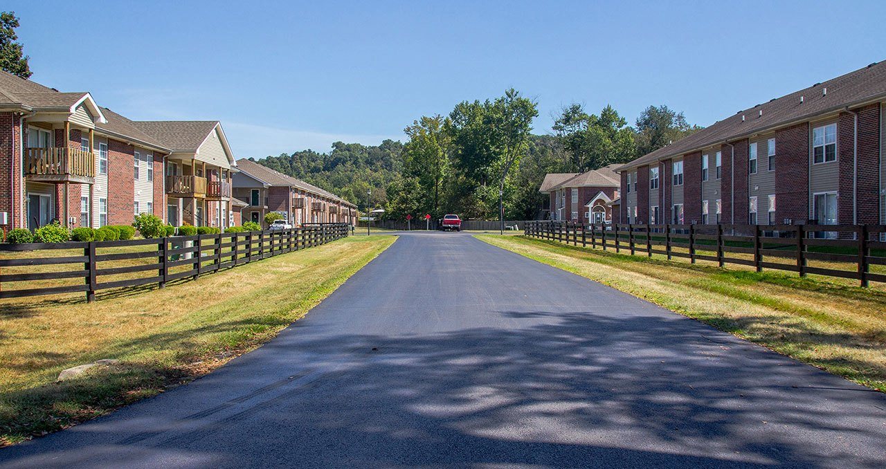 Walnut Grove Apartments in Louisville, KY