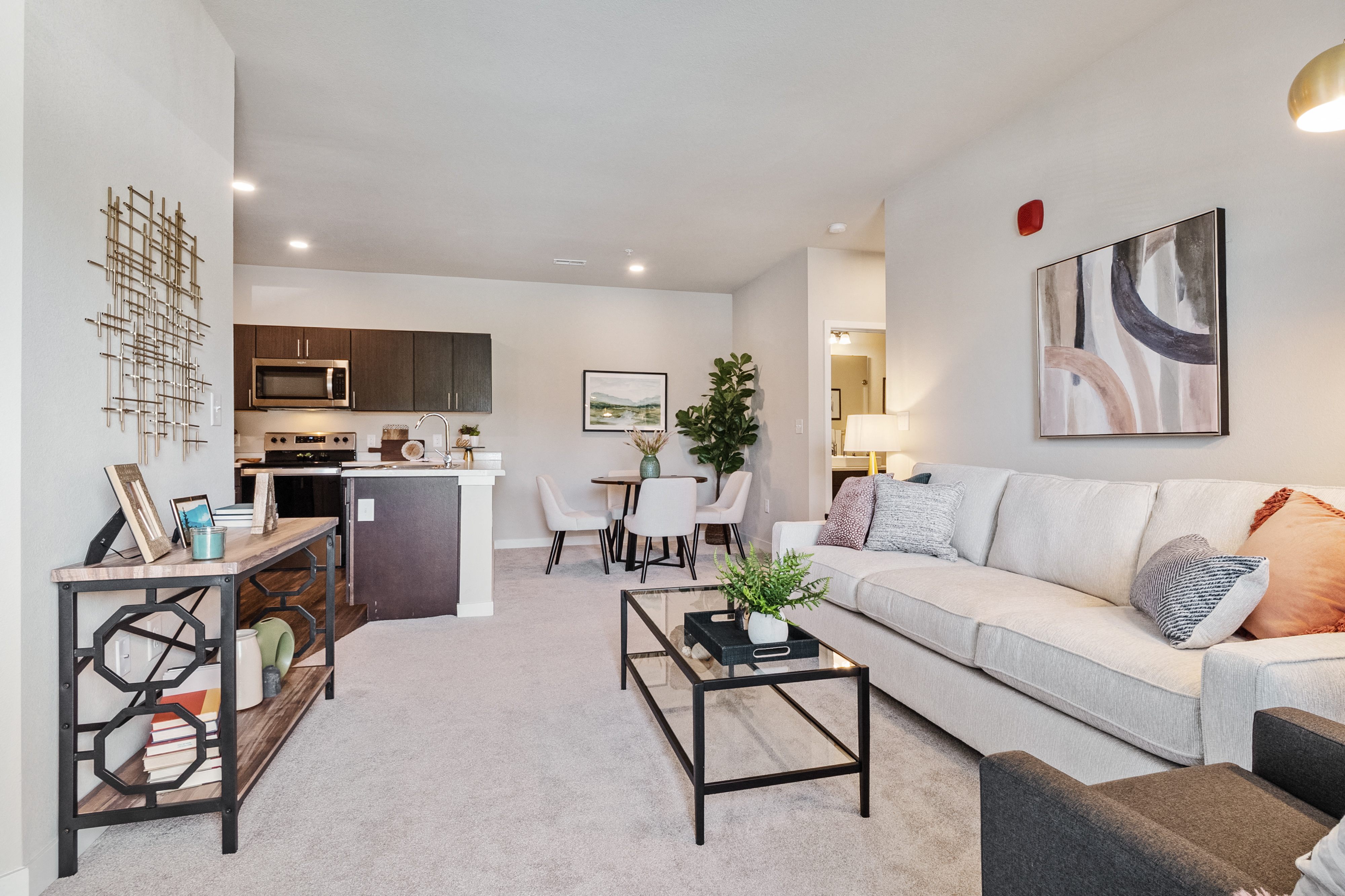 living room and dining room at Aventura at Wentzville, Wentzville, 63385