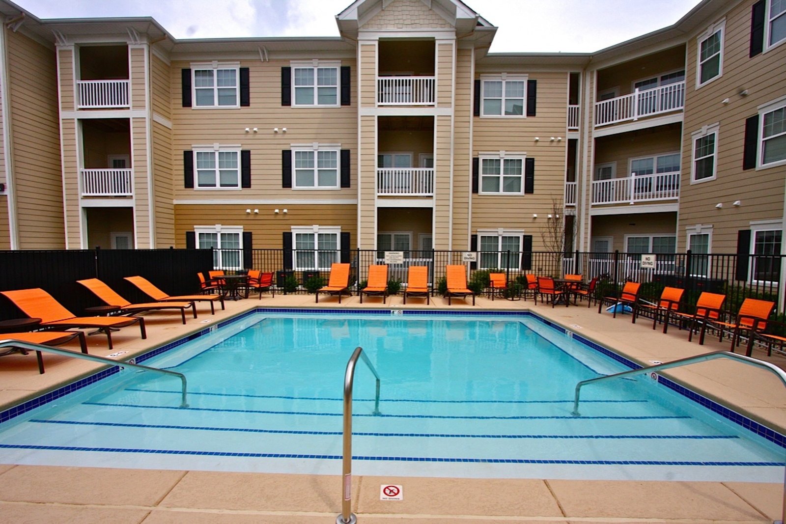 Pool view at Aventura at Forest Park, Missouri