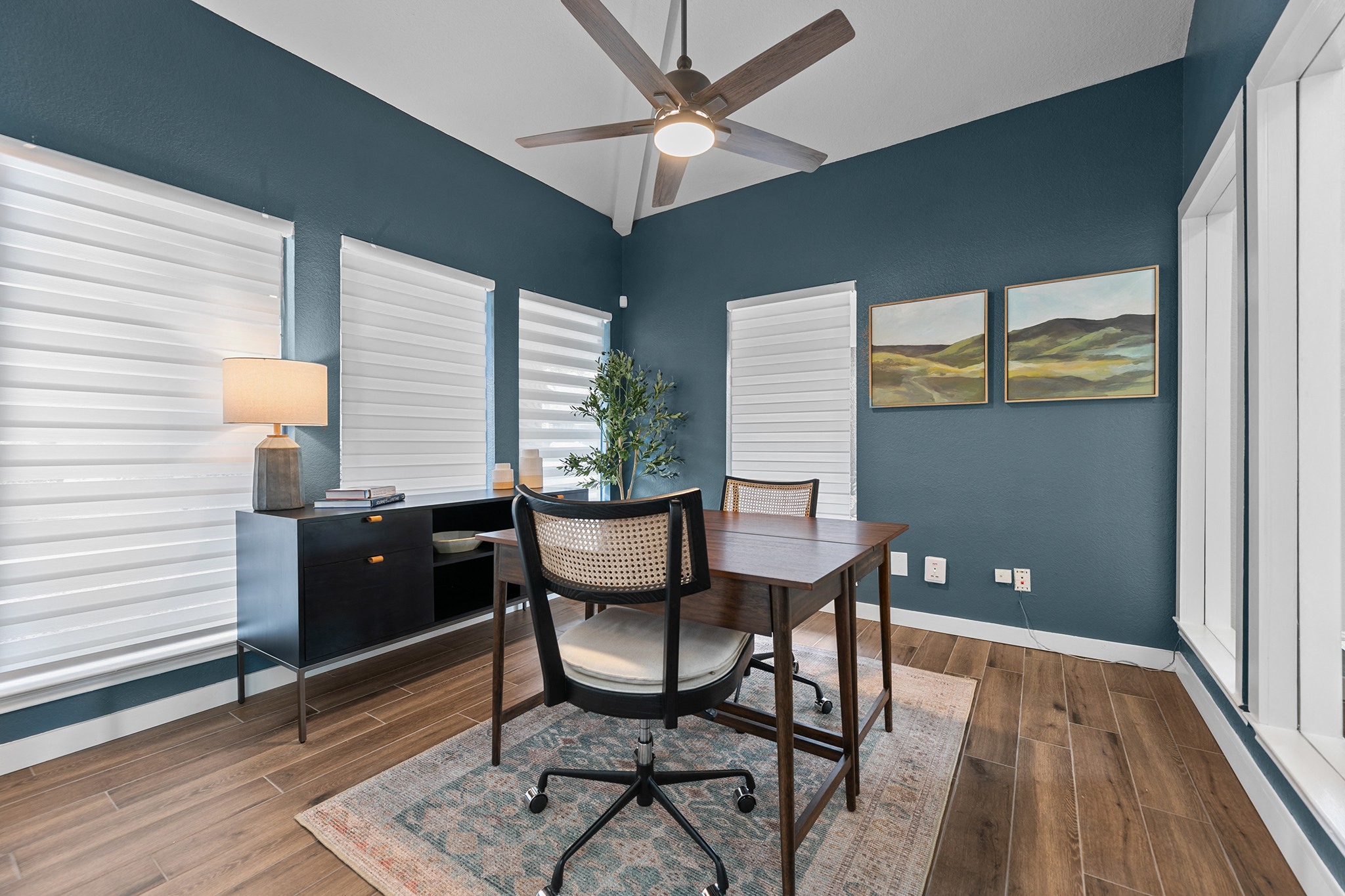 Dining Area at 5636 Apartment Homes, Dallas, Texas  75254