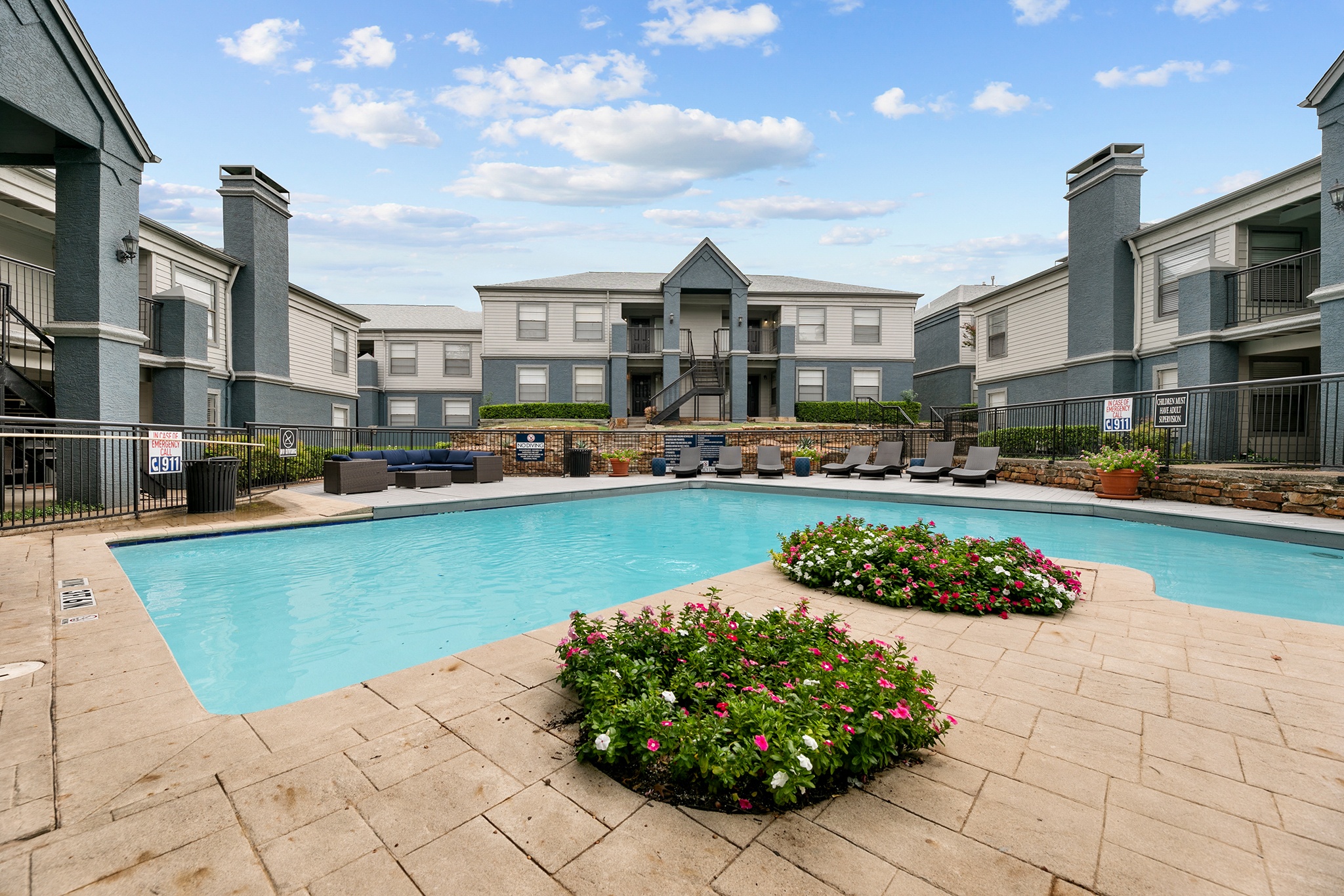 Large Pool at 5636 Apartment Homes, Dallas, 75254