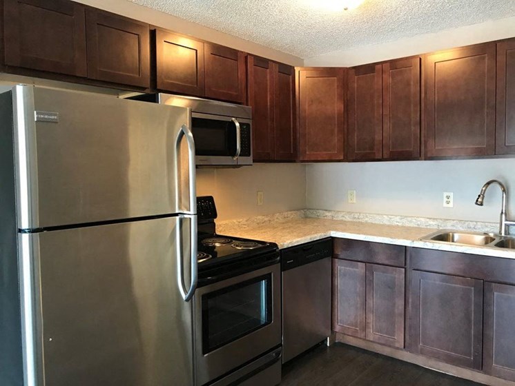 Whittier Flats - 3030 Pleasant Avenue
