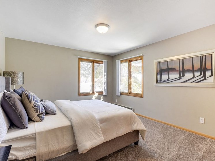 Edina Galleria Flats 7008 Sandell