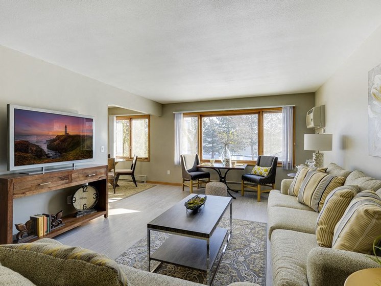 Edina Galleria Flats 7008 Sandell