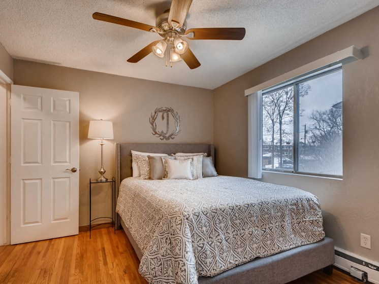 Whittier Flats - 3105 Pleasant Avenue