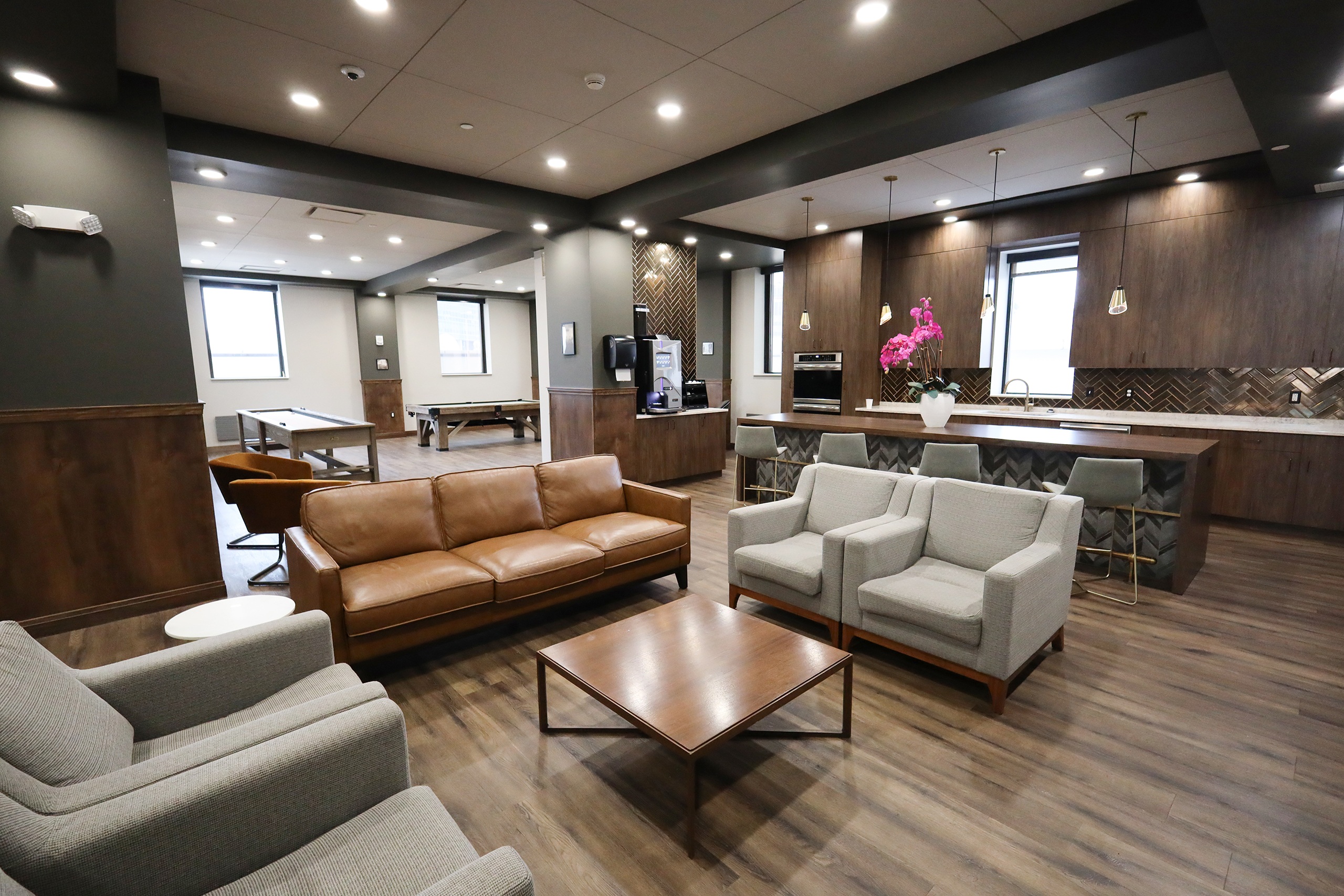 Community Lounge at The Terminal Tower Residences Apartments, Ohio, 44113