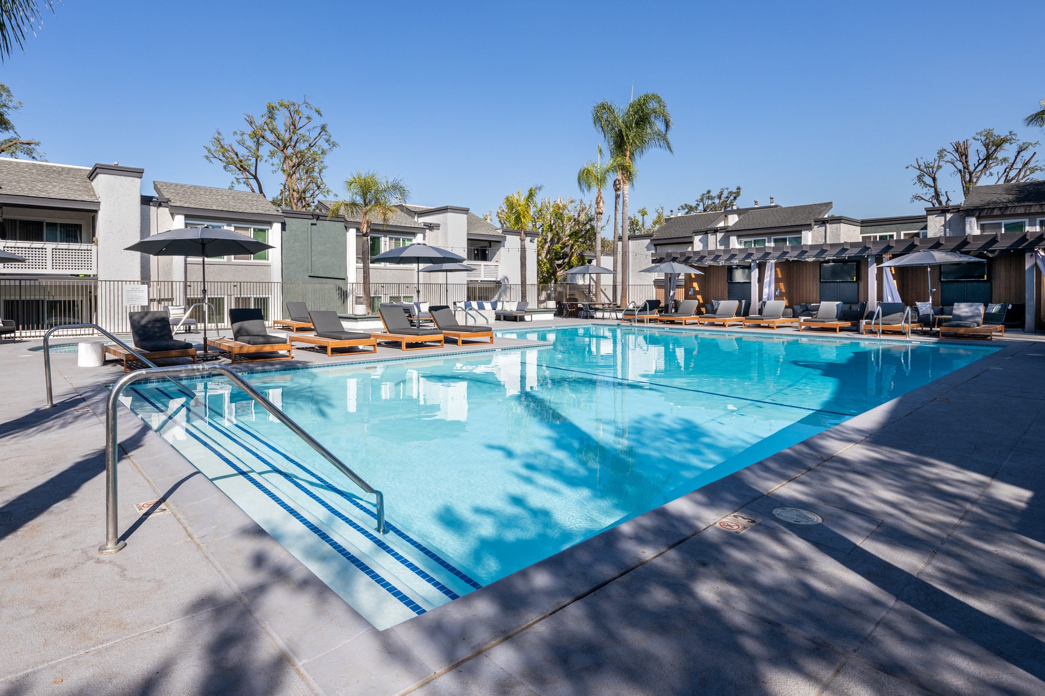 Relaxing Pool at Verandas Apartments, California, 91791