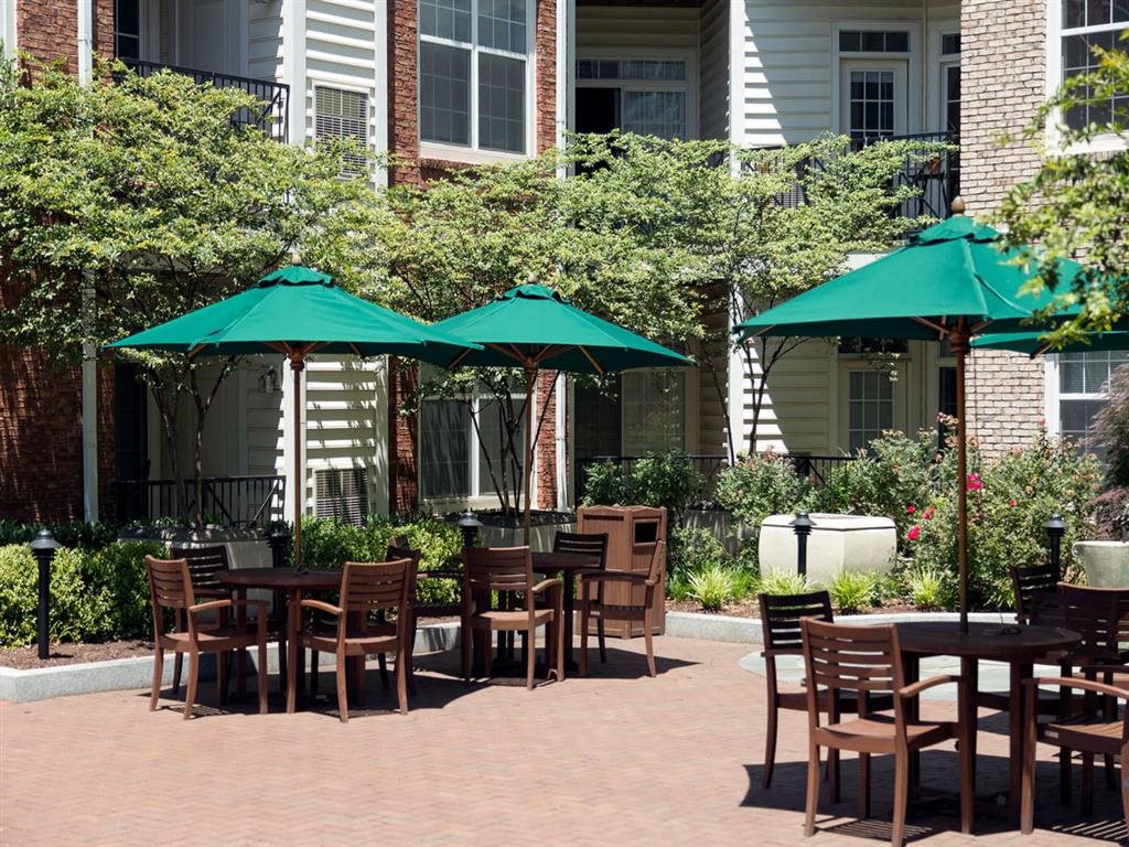 Photos and Video of Dwell Vienna Metro in Fairfax, VA