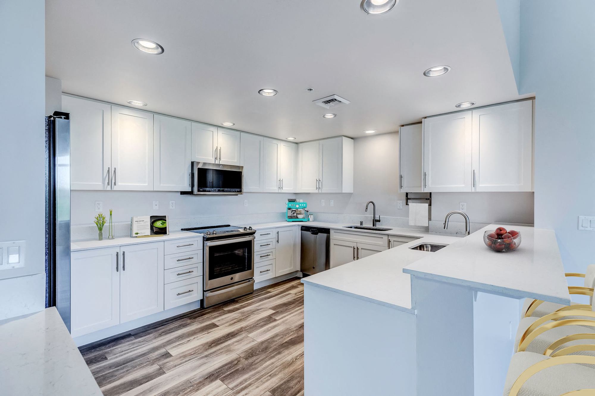 The Mercer Apartment Homes Apartments in Mercer Island, WA