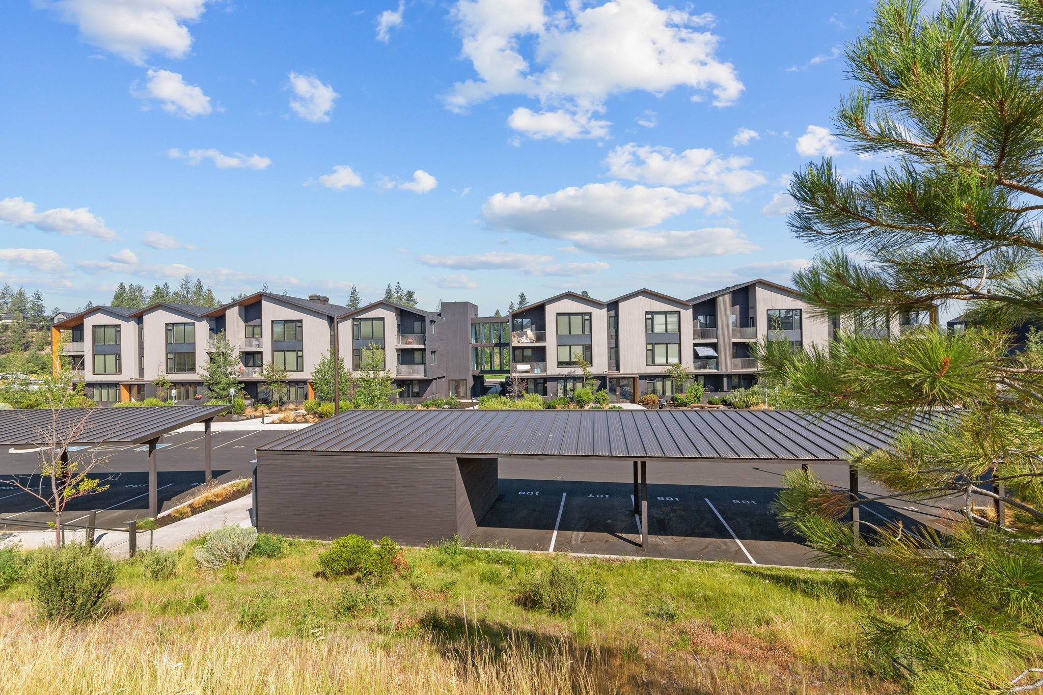 RangeApartments_Bend_OR_Exterior