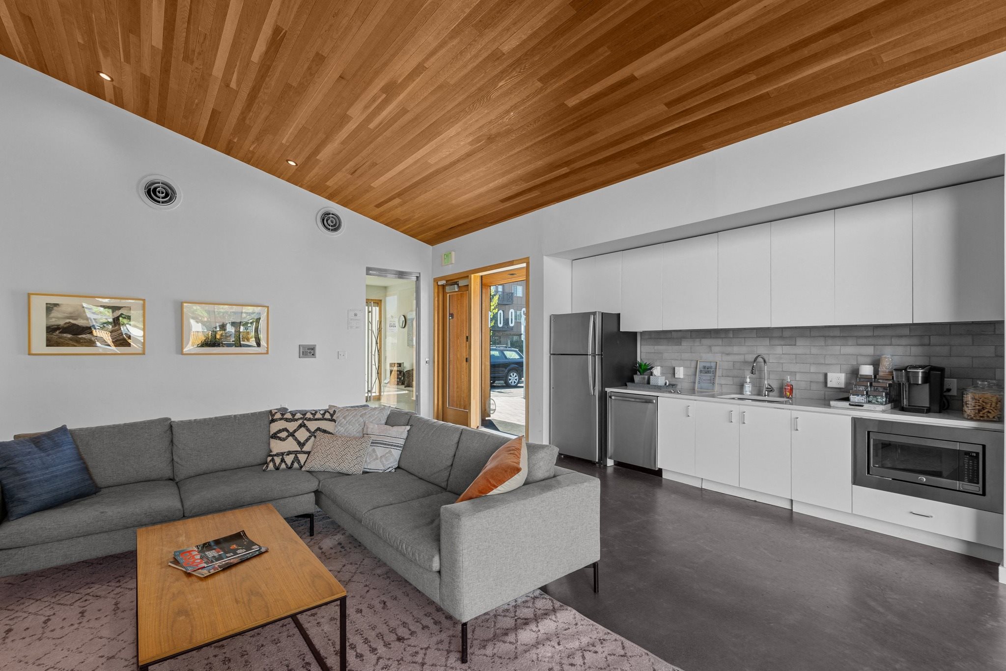 RangeApartments_Bend_OR_CommunityRoom