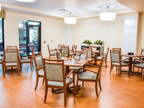 Formal Dining Room at Westmont of Milpitas, Milpitas, CA