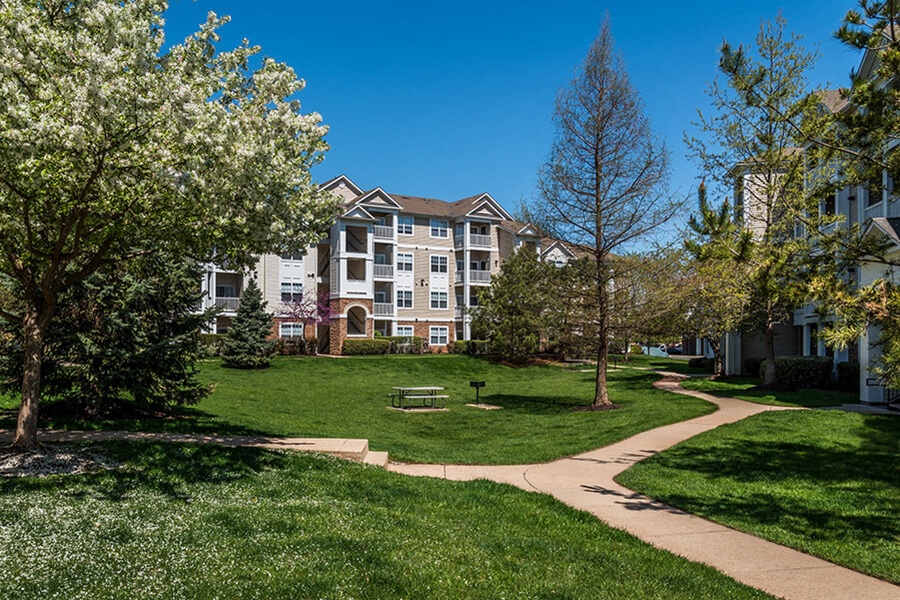 The Ashborough Apartments in Ashburn, VA