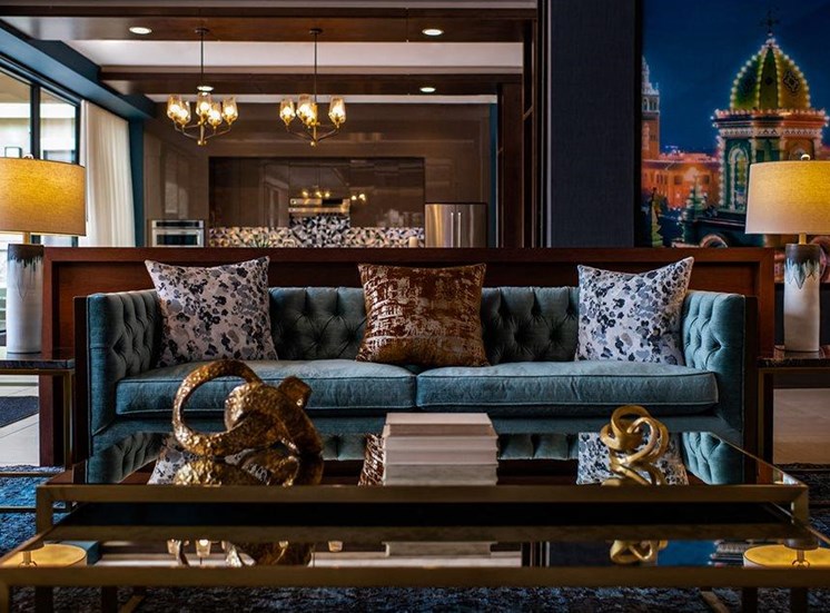 Luxury Apartment Kansas City, MO