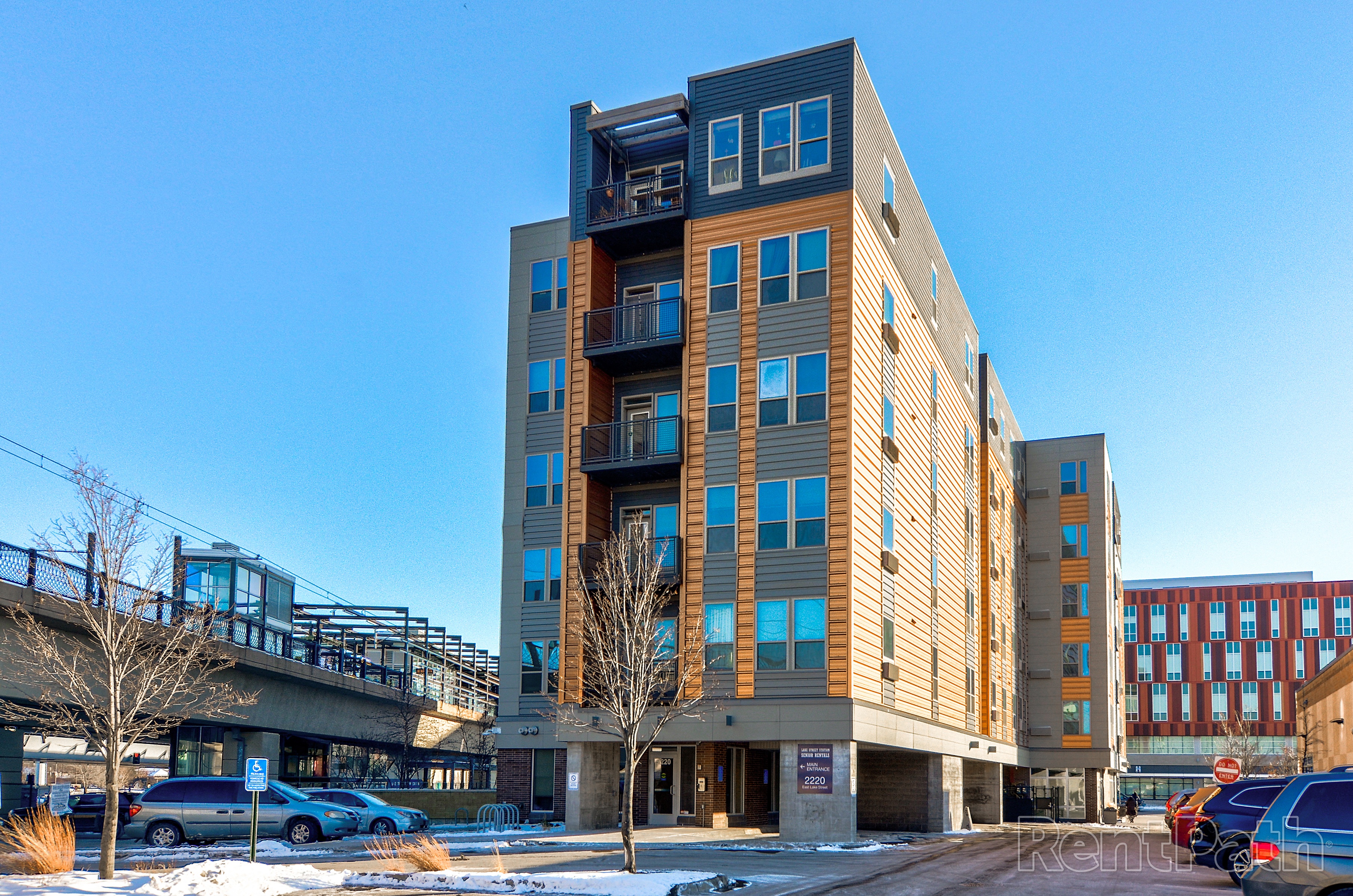 22twenty On Lake Apartments 2220 East Lake Street Minneapolis Mn Rentcafe