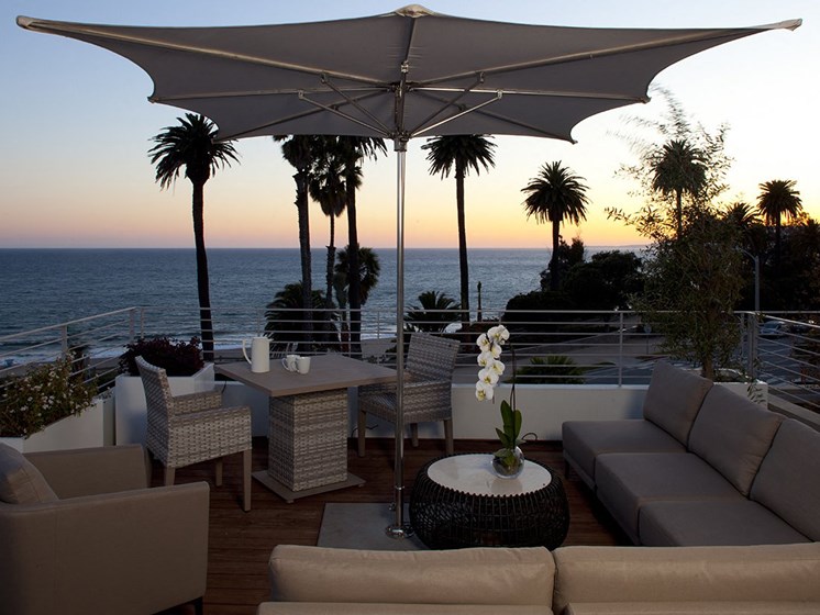 Stunning View of Santa Monica Beach at 301 Ocean Ave, California, 90402