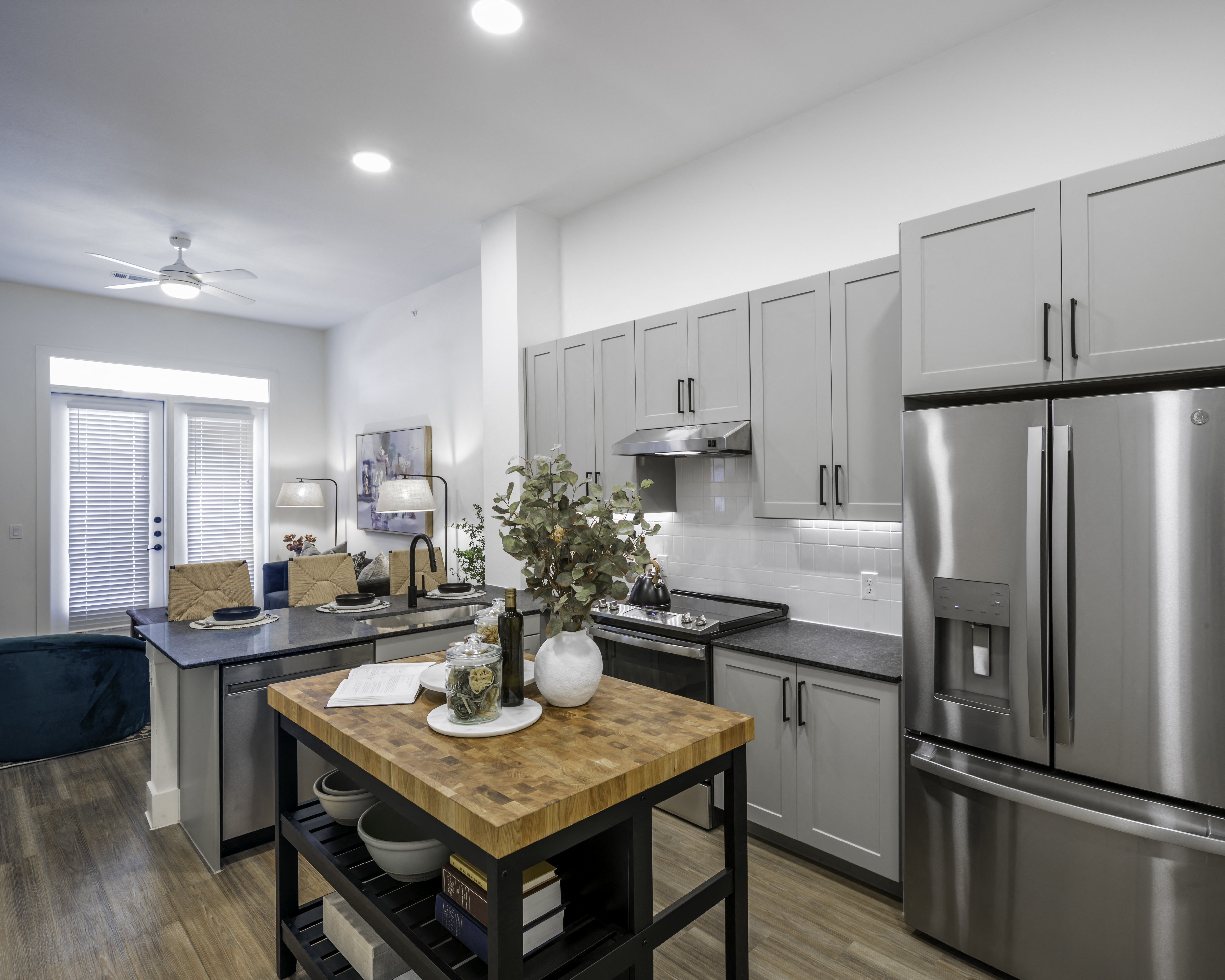 Modera Walsh Apartments in Aledo, TX