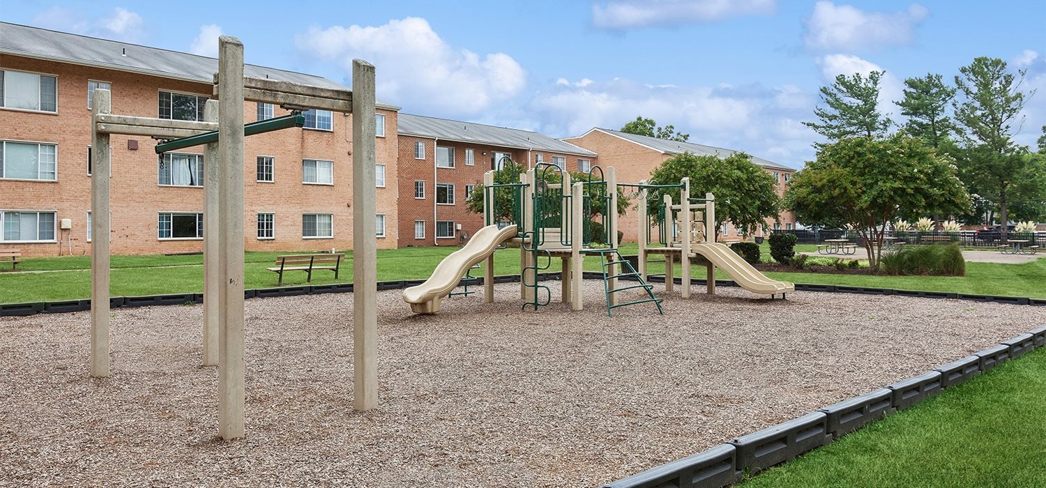 Playground at Leesburg Apartments in Leesburg VA