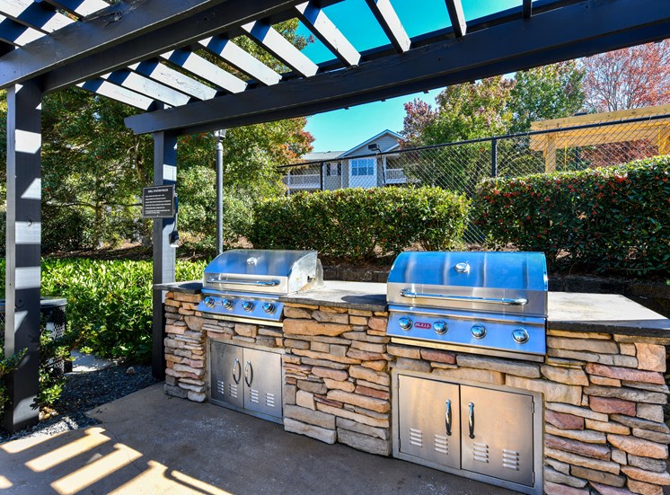Grilling are located at swimming pool