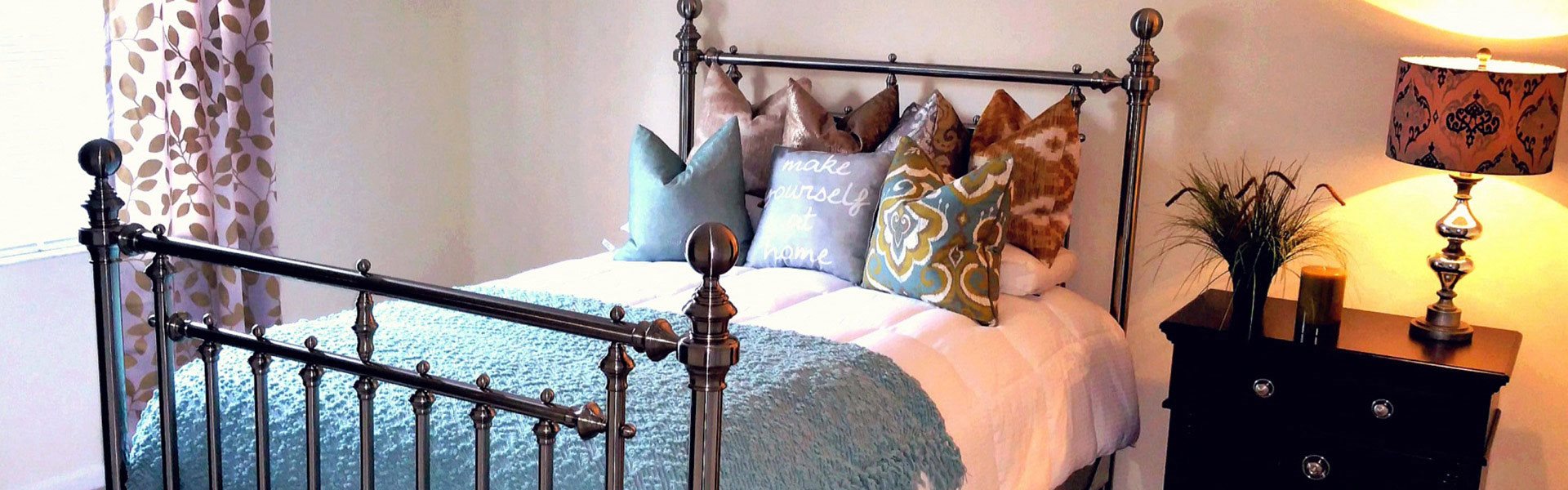 Gorgeous Bedroom at Fountains of Largo, Florida