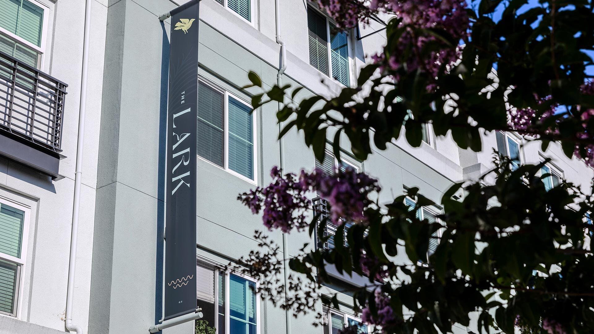 The Lark San Mateo Exterior Sign