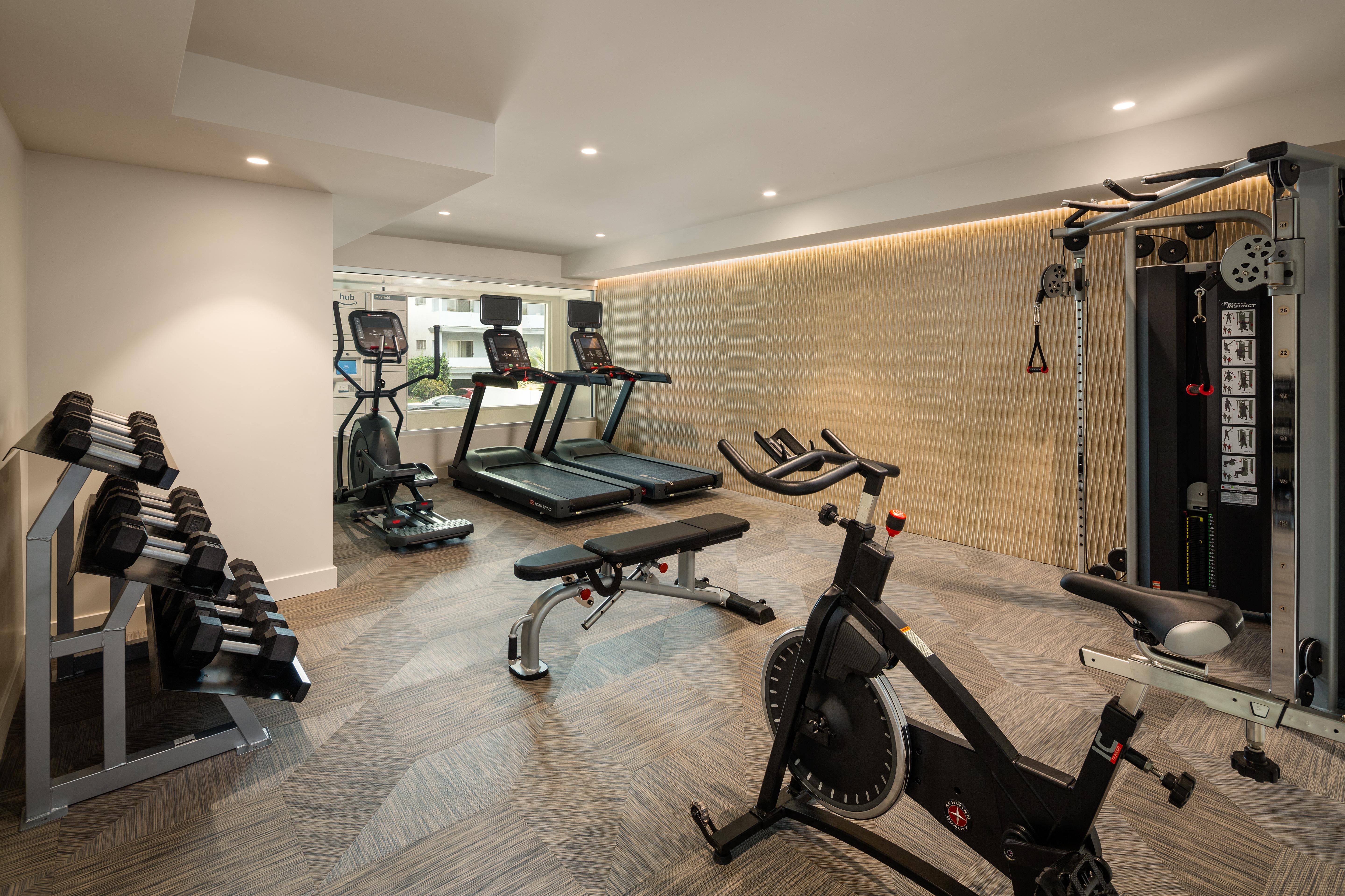 venue_fitness_room.jpg