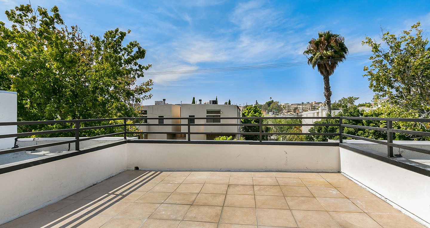 Private roof deck in residence 5
