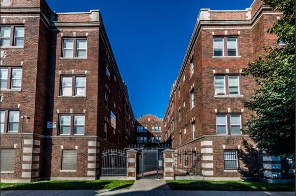Exterior of 7028 S Clyde Ave Apartments in Chicago
