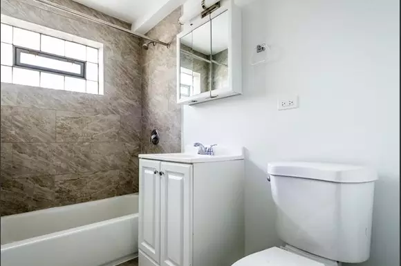 Bathroom of 7800 S South Shore Apartments in Chicago